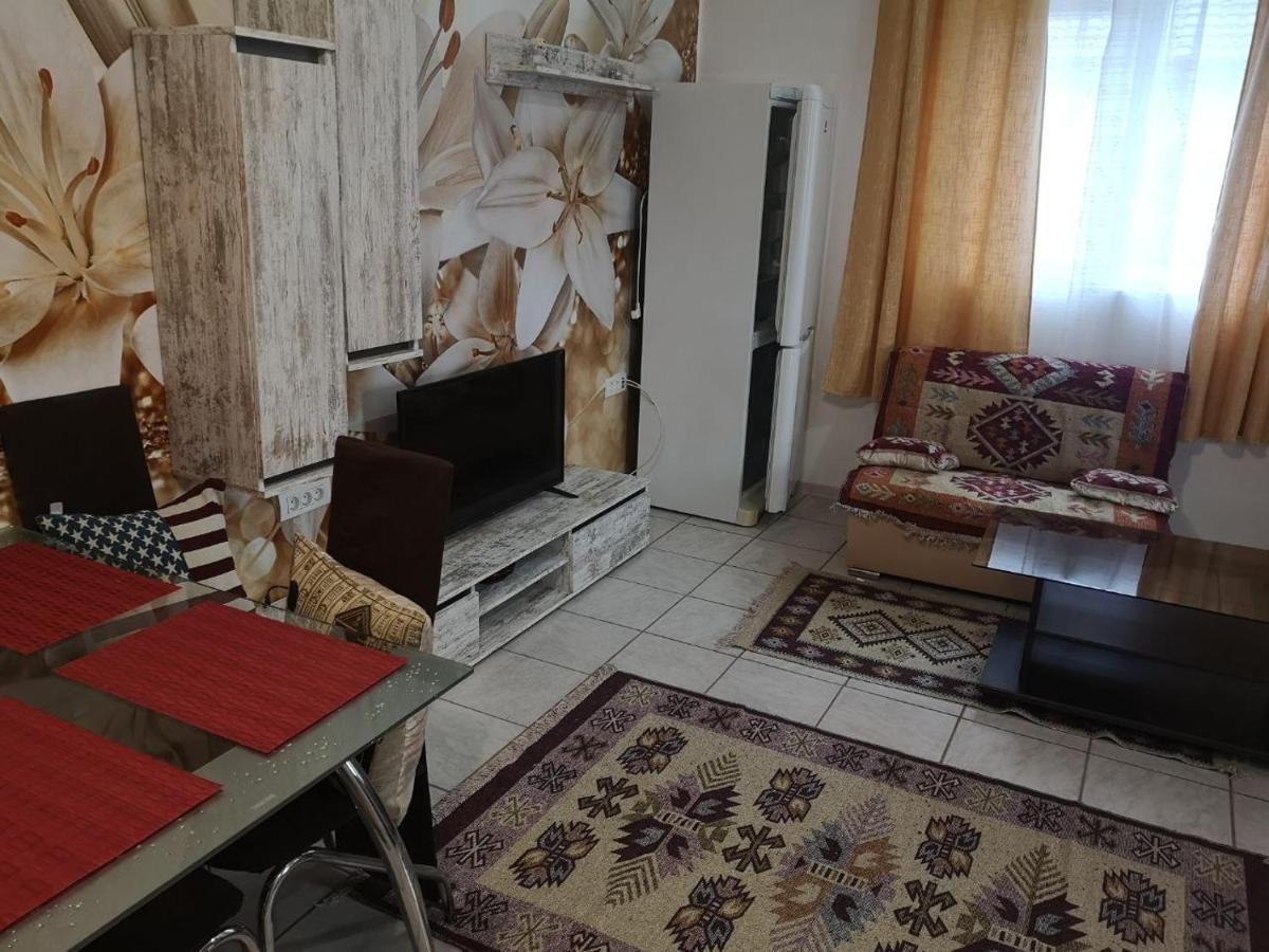 Eden Studio Constanta Bagian luar foto